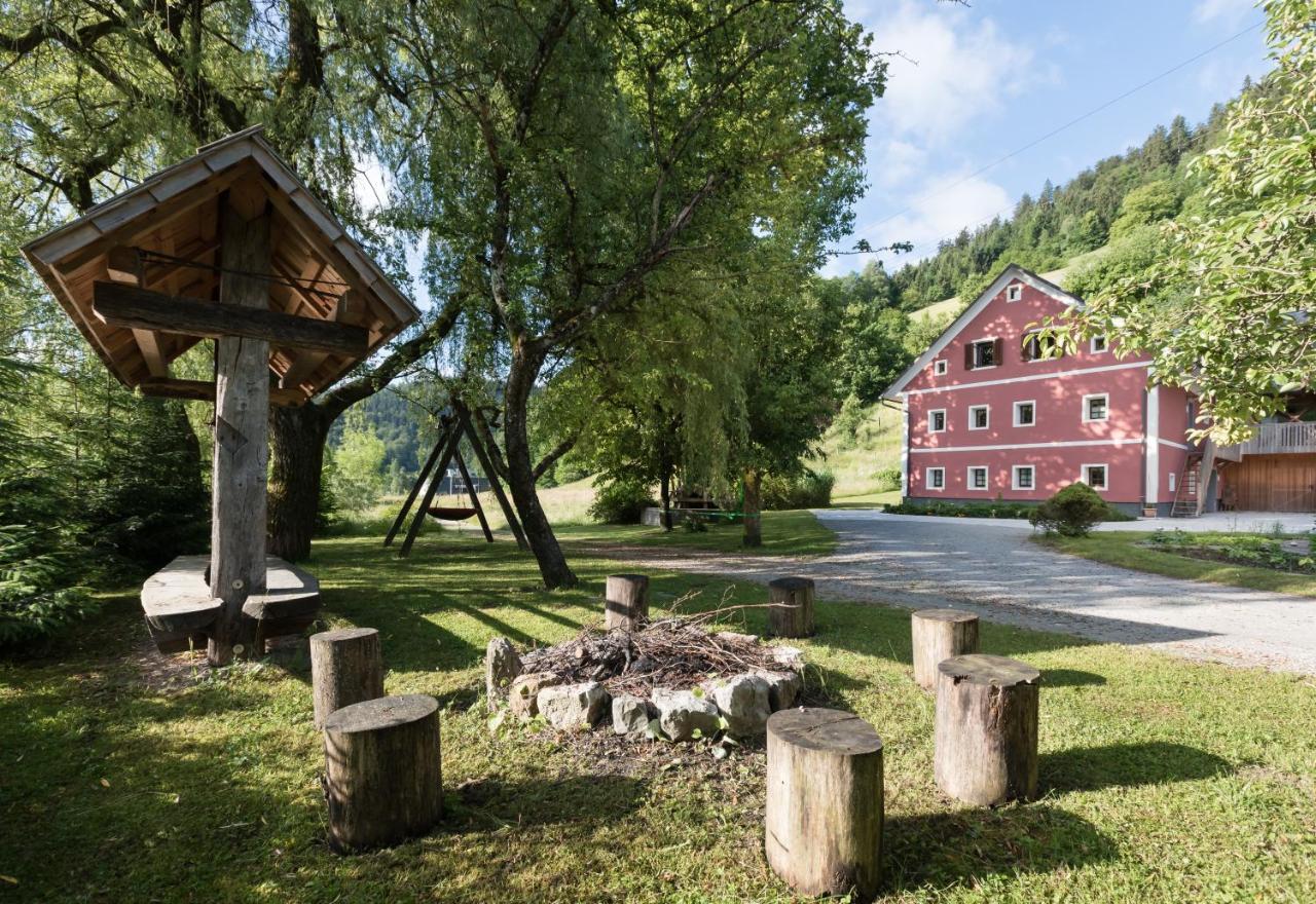 Homestead Farm Tesnak Gorenja Vas  ภายนอก รูปภาพ